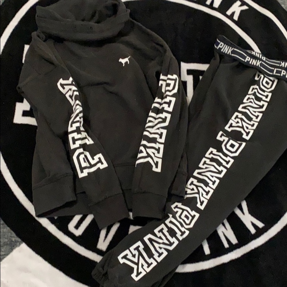Pink VS | All black sweat suit